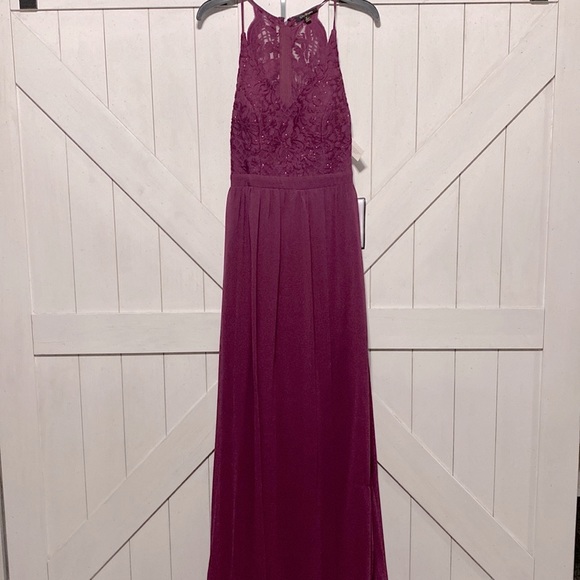 Maroon formal dress - Picture 3 of 17